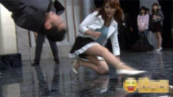 这些姑娘万万不要惹 刁悍肌肉猛女